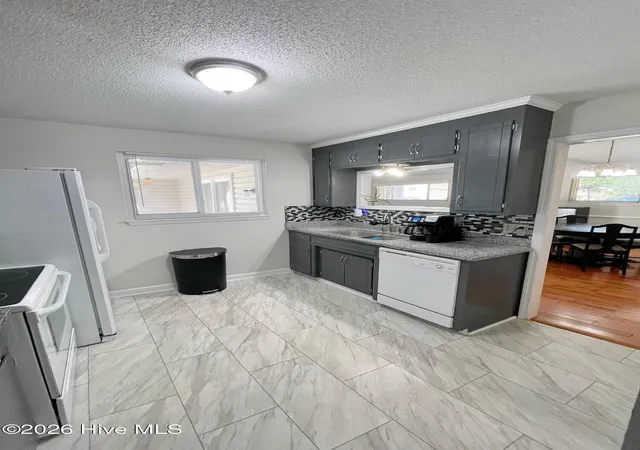 4th image of 1 Quarterdeck, New Bern, NC 28562 | MLS# 100571153