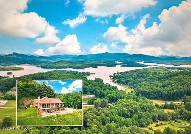 Homes for sale in Hayesville, NC | 122 Oak Ter, Hayesville, NC 28904 | MLS# 100582854