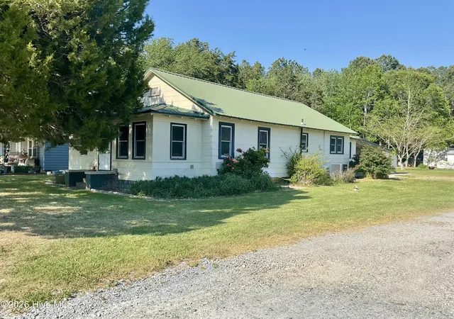 Homes for sale in Pinetown, NC | 258 Main St, Pinetown, NC 27865 | MLS# 100567702