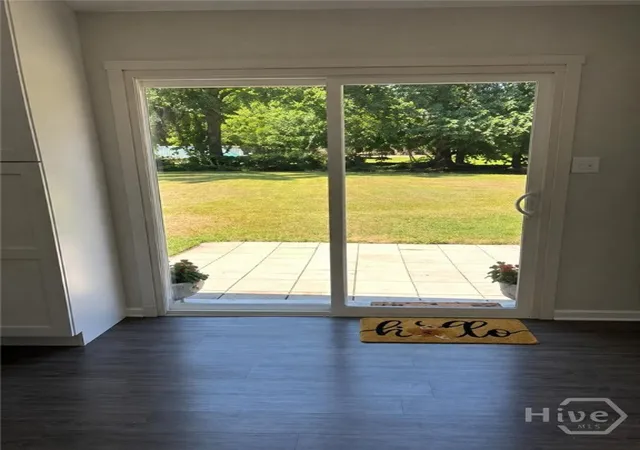 Photo 3 of Single family home for sale at 207 Poplar St, Bloomingdale, GA 31302 | MLS# SA363620 | Listing updated on 2026-09-11