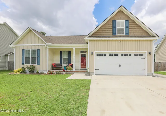 Photo 1 of Single family home for sale at 223 Holly Grv Ct E, Jacksonville, NC 28540 | MLS# 100579166 | Listing updated on 2026-10-01