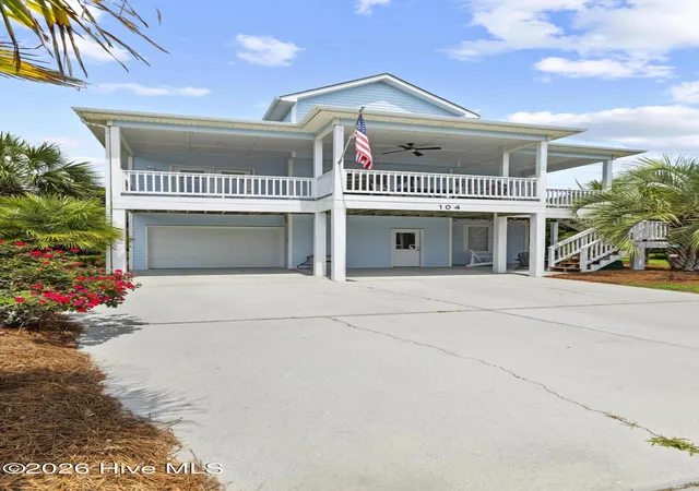 Homes for sale in Surf City, NC | 104 Sunset Ct, Surf City, NC 28445 | MLS# 100582504