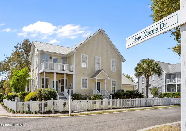 4th image of 1523 Island Marina Dr, Carolina Beach, NC 28428 | MLS# 100566158