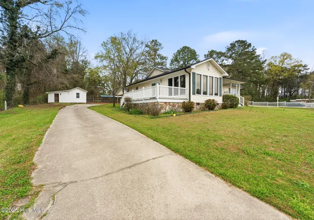 Homes for sale in Rockingham, NC | 449 Us Hwy 1 S, Rockingham, NC 28379 | MLS# 100561269