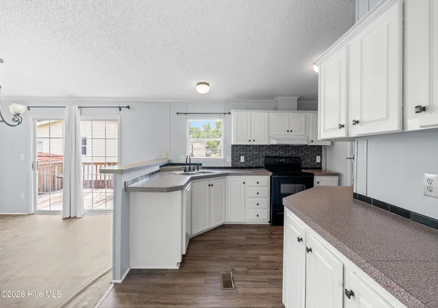 3rd image of 293 Laughing Gull Ct Sw, Shallotte, NC 28470 | MLS# 100578628