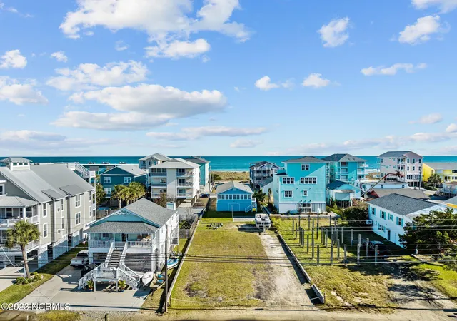 2nd image of 906 Canal Dr, Carolina Beach, NC 28428 | MLS# 100562071