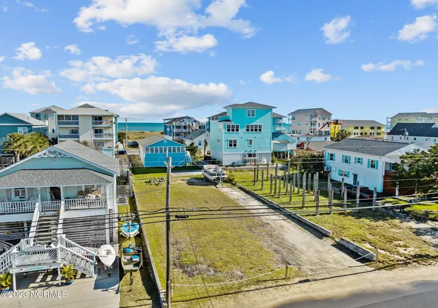 3rd image of 906 Canal Dr, Carolina Beach, NC 28428 | MLS# 100562071