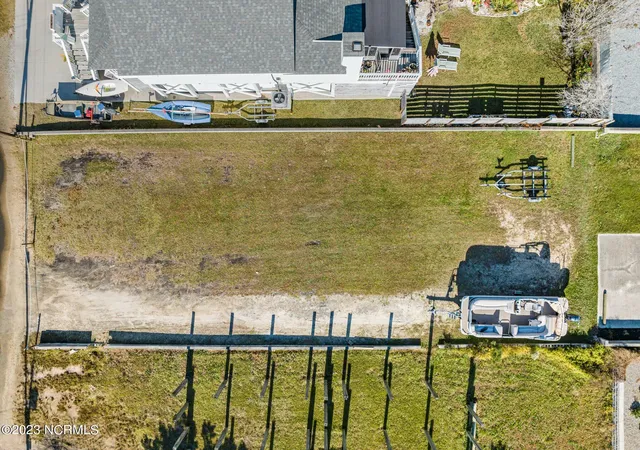 5th image of 906 Canal Dr, Carolina Beach, NC 28428 | MLS# 100562071