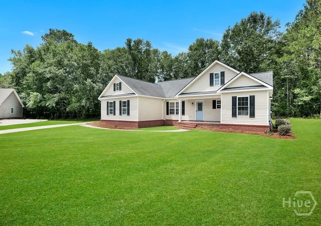 3rd image of 2431 Walden Wy, Statesboro, GA 30458 | MLS# SA359415