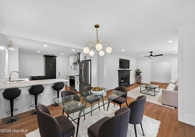 Photo 3 of Single family home for sale at 2157 Burnett Blvd, Wilmington, NC 28401 | MLS# 100581142 | Listing updated on 2026-09-29