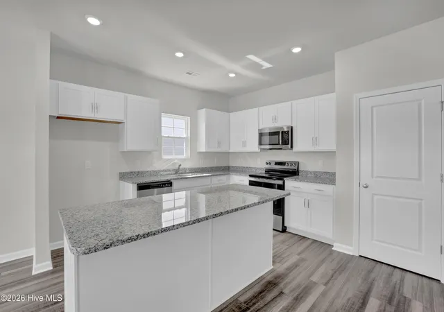 Photo 3 of Single family home for sale at 1537 Rodanthe Ave, Castle Hayne, NC 28429 | MLS# 100581372 | Listing updated on 2026-10-22