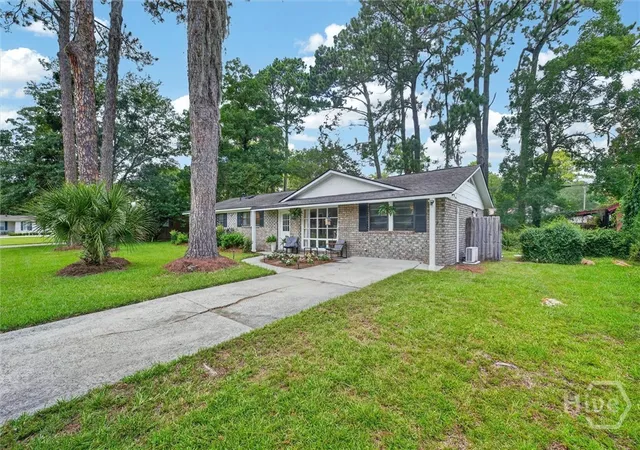 Photo 3 of Single family home for sale at 12746 Golf Clb Dr, Savannah, GA 31419 | MLS# SA359850 | Listing updated on 2026-09-04