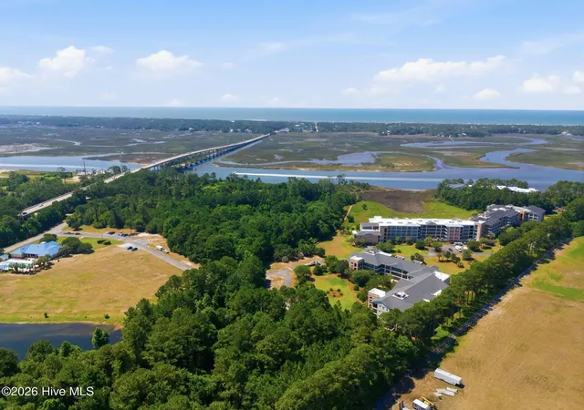 Homes for sale in Southport, NC | 4100 Marsh Grove Lane, Southport, NC 28461 | Houzeo
