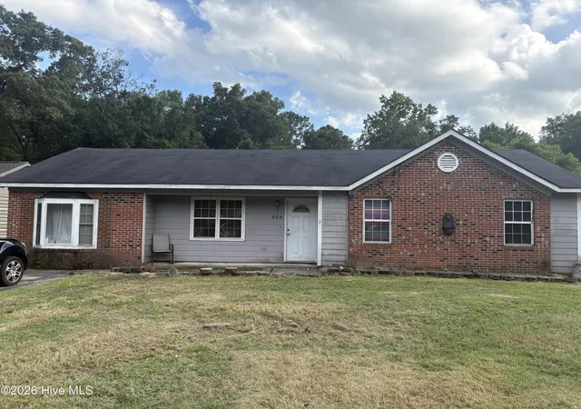 Homes for sale in Jacksonville, NC | 864 Mill River Rd, Jacksonville, NC 28540 | MLS# 100582992