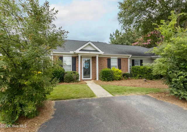 image of 10 Charlestowne Dr, Augusta, GA 30907 | MLS# 100586333