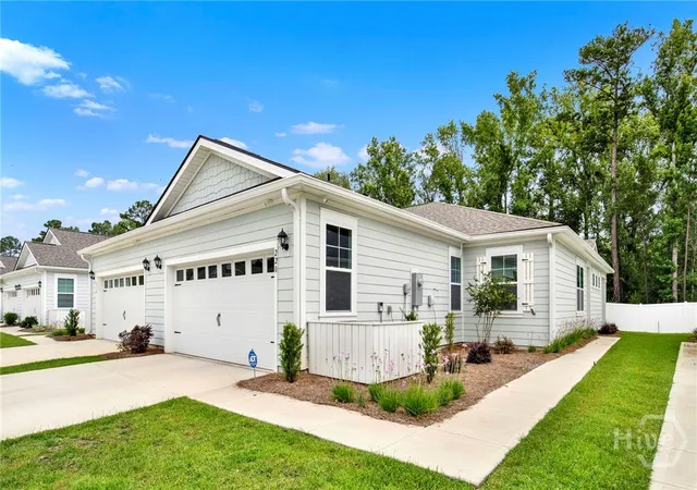 Photo 2 of Townhouse for sale at 220 Holloway Hl, Pooler, GA 31322 | MLS# SA358545 | Listing updated on 2026-08-19