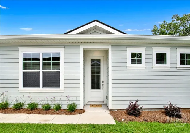 Photo 3 of Townhouse for sale at 220 Holloway Hl, Pooler, GA 31322 | MLS# SA358545 | Listing updated on 2026-08-19
