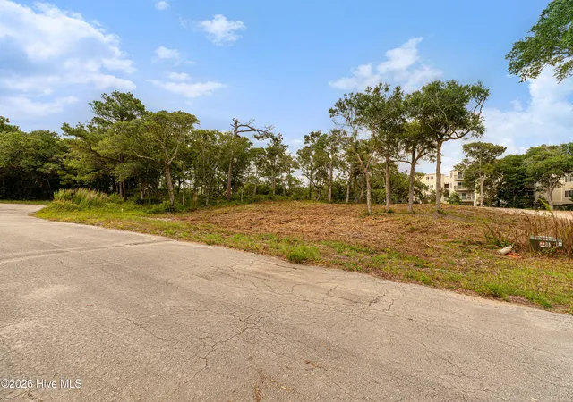 3rd image of 112 Sandpiper Ln, Atlantic Beach, NC 28512 | MLS# 100584249