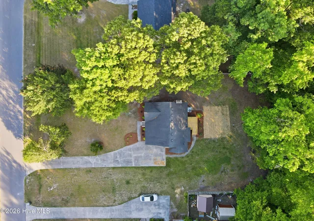 2nd image of 127 Hillingdale Dr, Washington, NC 27889 | MLS# 100576665