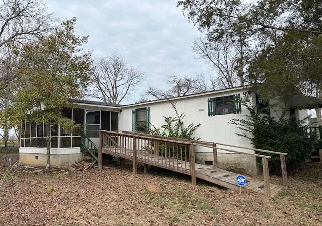 Homes for sale in Crawfordville, GA | 391 Commerce St, Crawfordville, GA 30631 | MLS# 98253499