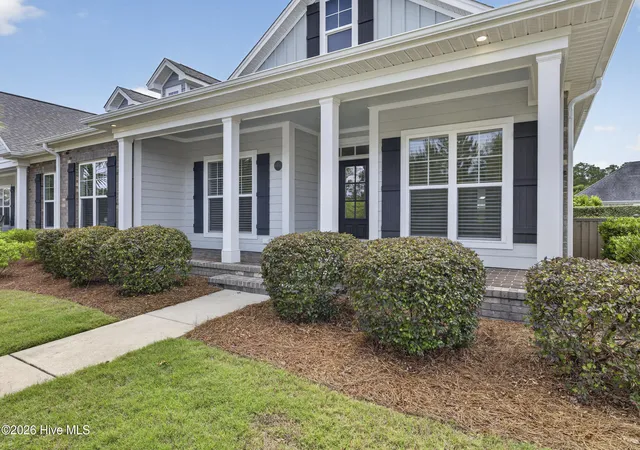 Photo 3 of Townhouse for sale at 8450 Oak Abbey Trl Ne, Leland, NC 28451 | MLS# 100579462 | Listing updated on 2026-08-31