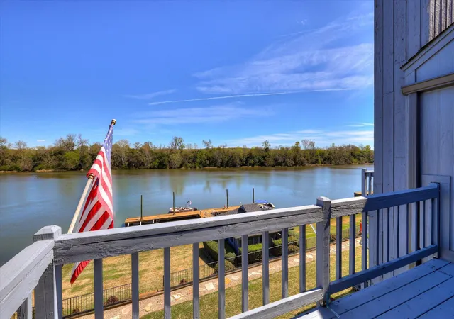 2nd image of 724 Riverfront Dr, Augusta, GA 30901 | MLS# 98253843