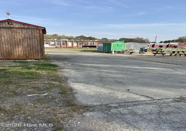 8th image of 300 N Hughes Blvd, Elizabeth City, NC 27909 | MLS# 100563314