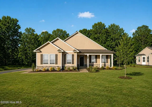 Homes for sale in Smithfield, NC | 28 Hagood St, Smithfield, NC 27577 | MLS# 100518575