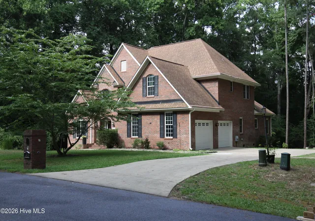 Photo 2 of Single family home for sale at 315 Chestnut Dr, Vass, NC 28394 | MLS# 100587587 | Listing updated on 2026-08-19