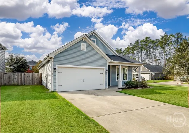 Photo 2 of Single family home for sale at 201 Gazelle Ln, Pooler, GA 31322 | MLS# SA346552 | Listing updated on 2026-10-10