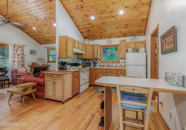 Homes for sale in Robbinsville, NC | 6488 Yellow Creek Rd, Robbinsville, NC 28771 | MLS# 100588286