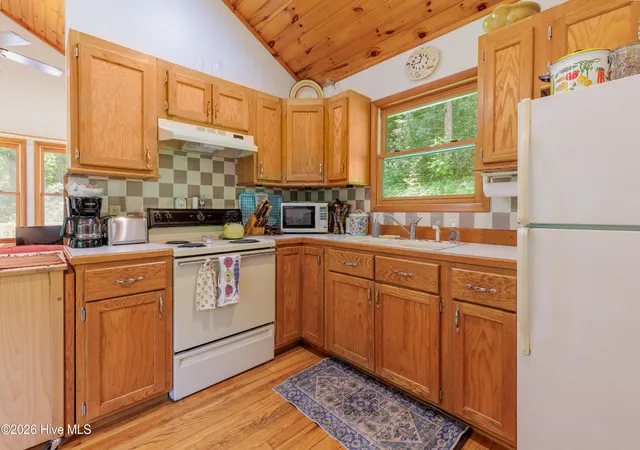 Homes for sale in Robbinsville, NC | 6488 Yellow Creek Rd, Robbinsville, NC 28771 | MLS# 100588286