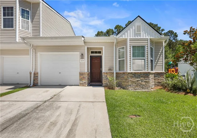 Homes for sale in Pooler, GA | 404 Governor Treutlen Cir, Pooler, GA 31322 | MLS# SA357484