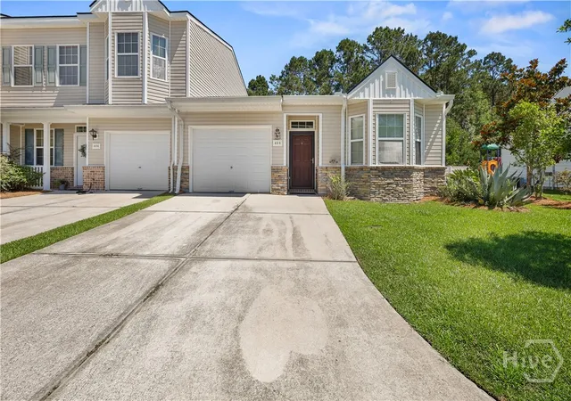 Homes for sale in Pooler, GA | 404 Governor Treutlen Cir, Pooler, GA 31322 | MLS# SA357484