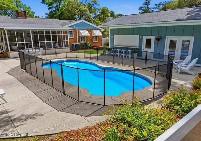 2nd image of 207 River Dr, Southport, NC 28461 | MLS# 100577679