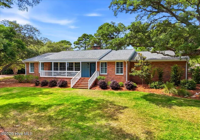 3rd image of 207 River Dr, Southport, NC 28461 | MLS# 100577679