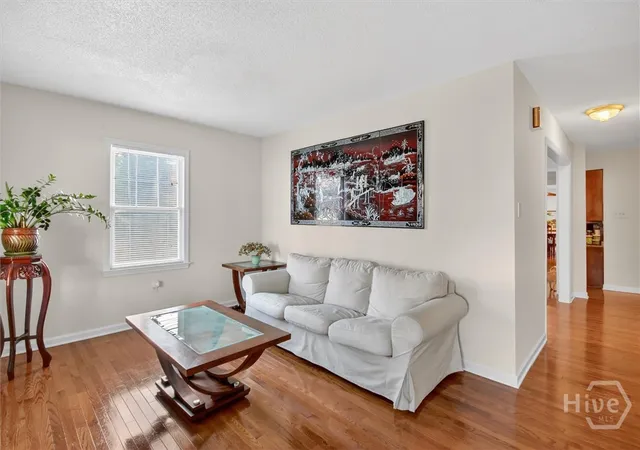 5th image of 111 N Sheftall Cir, Savannah, GA 31410 | MLS# SA351183