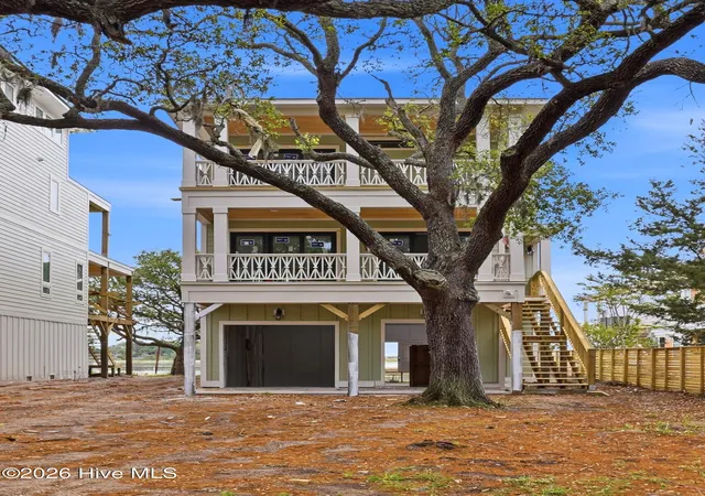 Photo 3 of Single family home for sale at 1128 S Seabreeze Rd, Wilmington, NC 28409 | MLS# 100570451 | Listing updated on 2026-08-19