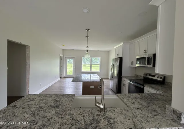 Photo 4 of Single family home for sale at 126 Hampton Pl, Winfall, NC 27985 | MLS# 100533673 | Listing updated on 2026-09-25