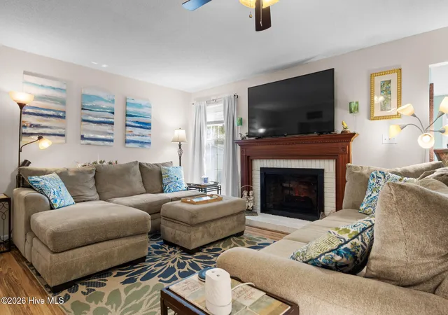 Photo 3 of Single family home for sale at 20 Sandtrap Dr, Shallotte, NC 28470 | MLS# 100600050 | Listing updated on 2026-09-01