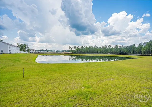 Homes for sale in Bloomingdale, GA | 202 Coneflower Rd, Bloomingdale, GA 31302 | MLS# SA357791