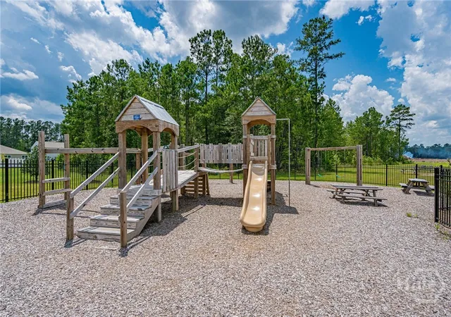 Homes for sale in Bloomingdale, GA | 202 Coneflower Rd, Bloomingdale, GA 31302 | MLS# SA357791
