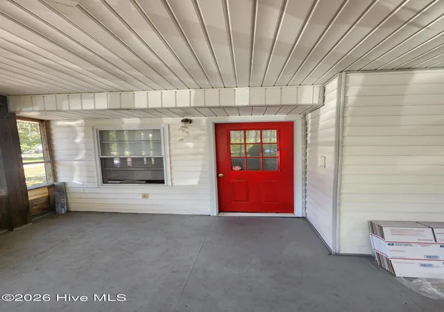 Photo 2 of Manufactured home for sale at 202 Ne 66th St, Oak Island, NC 28465 | MLS# 100599858 | Listing updated on 2026-08-29