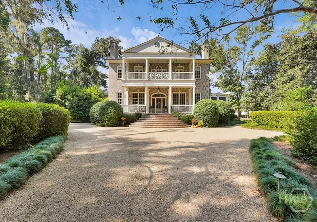 2nd image of 187 Jimmy Blige Ln, Richmond Hill, GA 31324 | MLS# SA349473