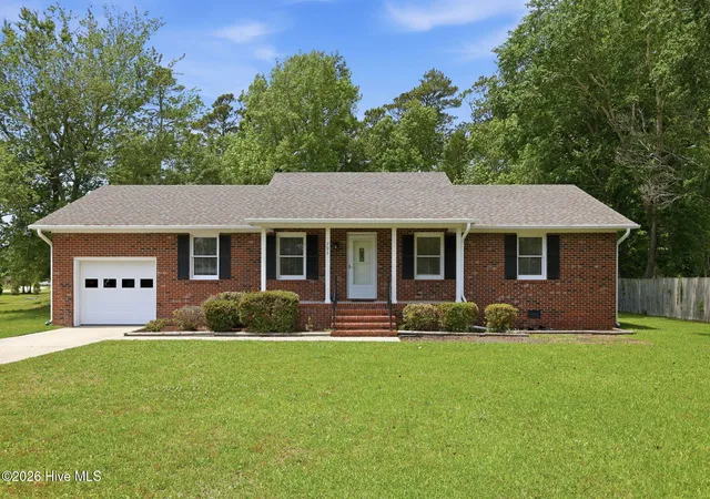 1st image of 703 Oxford Dr, Morehead City, NC 28557 | MLS# 100576264