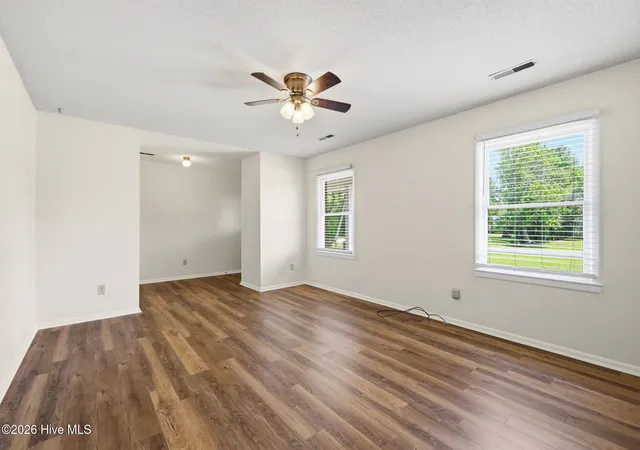 4th image of 703 Oxford Dr, Morehead City, NC 28557 | MLS# 100576264