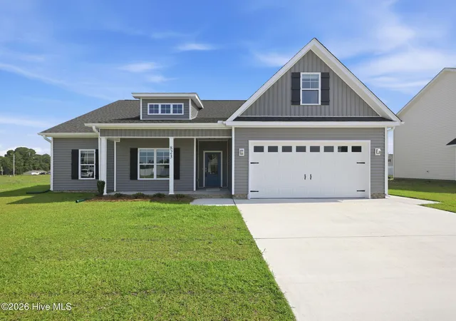Homes for sale in Ayden, NC | 823 Mulligan Dr, Ayden, NC 28513 | MLS# 100560930