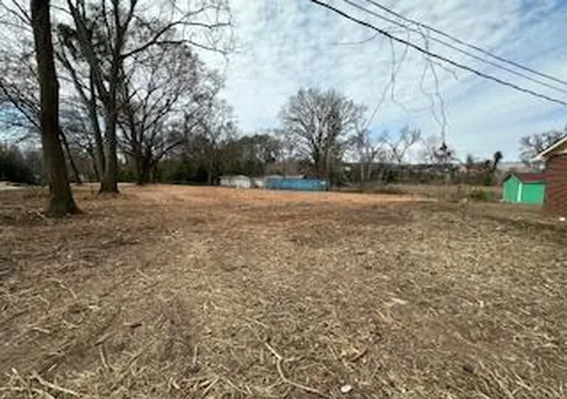 2nd image of 797 E Buena Vista Ave, North Augusta, SC 29841 | MLS# 98254638