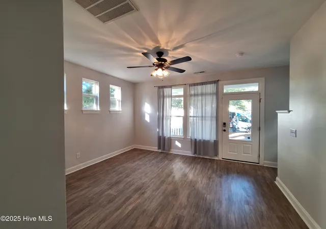Homes for sale in Wilmington, NC | 933 S 8Th St, Wilmington, NC 28401 | MLS# 100563488