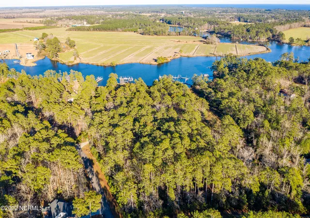 Photo 4 of Land for sale at 64 Shoreline Ct, Oriental, NC 28571 | MLS# 100581501 | Listing updated on 2026-08-19